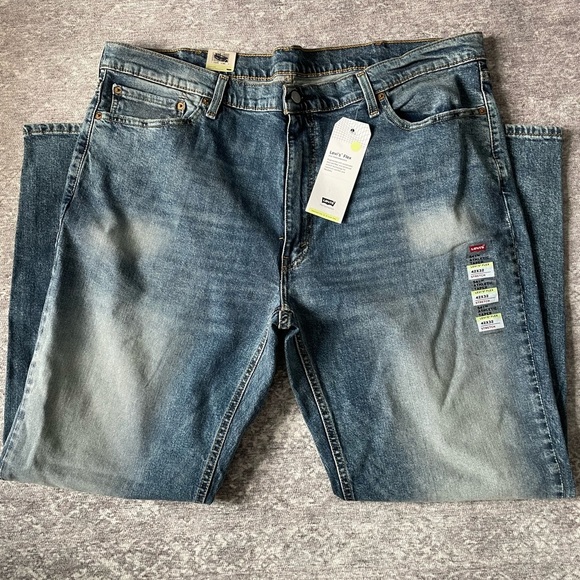 Levi's Other - Levi's 541 Athletic taper fit jeans 42x32